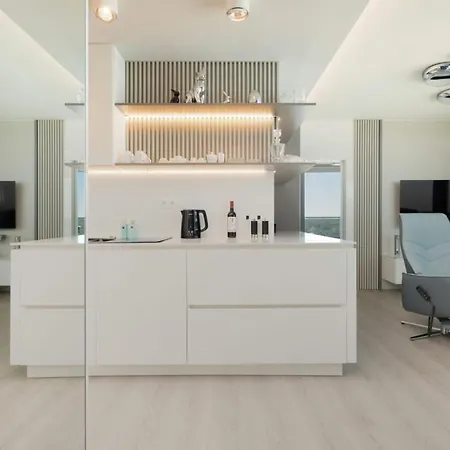 Lejlighed Wave - Luxury 2 Bedroom With Salon And Kitchen